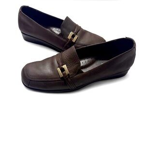 Judith Vintage loafers leather slip on side buckle casual brown size 7.5